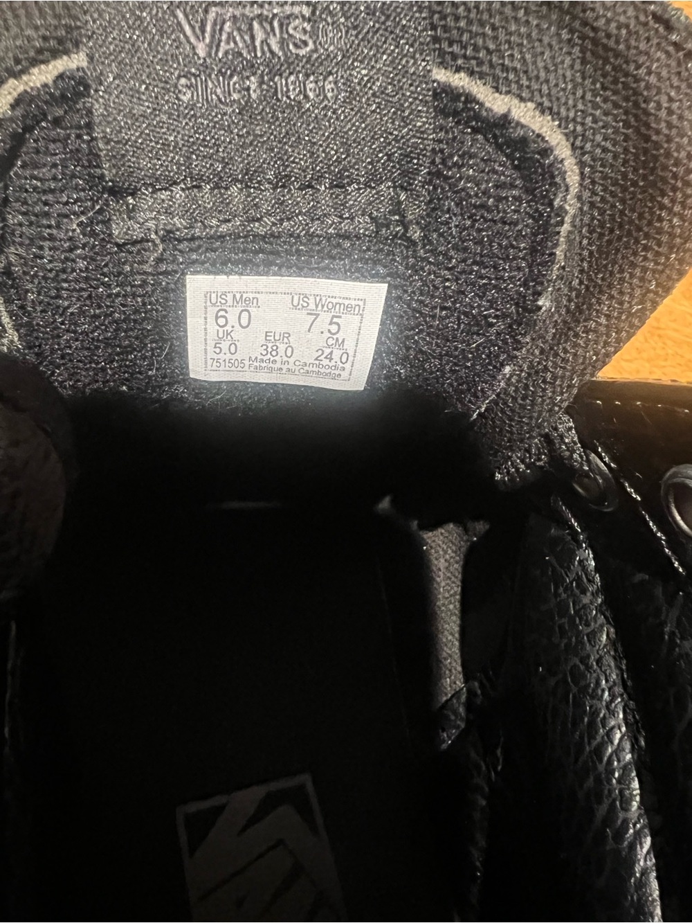 Vans Black & Dark Green Velvet High-Top Sneakers - Picture 5 of 6